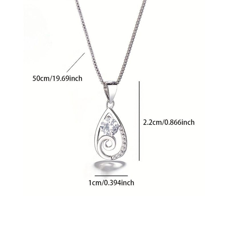 Minimalist Teardrop Zircon Necklace