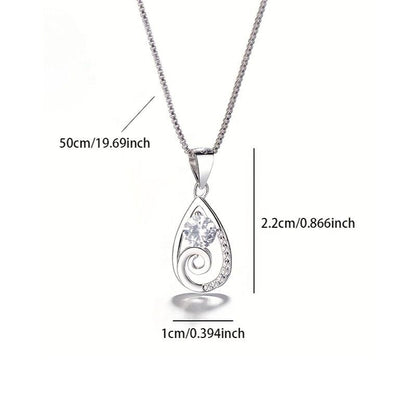 Minimalist Teardrop Zircon Necklace