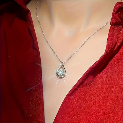 Elegant Teardrop Zircon Necklace